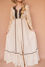 Load image into Gallery viewer, Brown &amp; Cream Gunne Sax by Jessica
